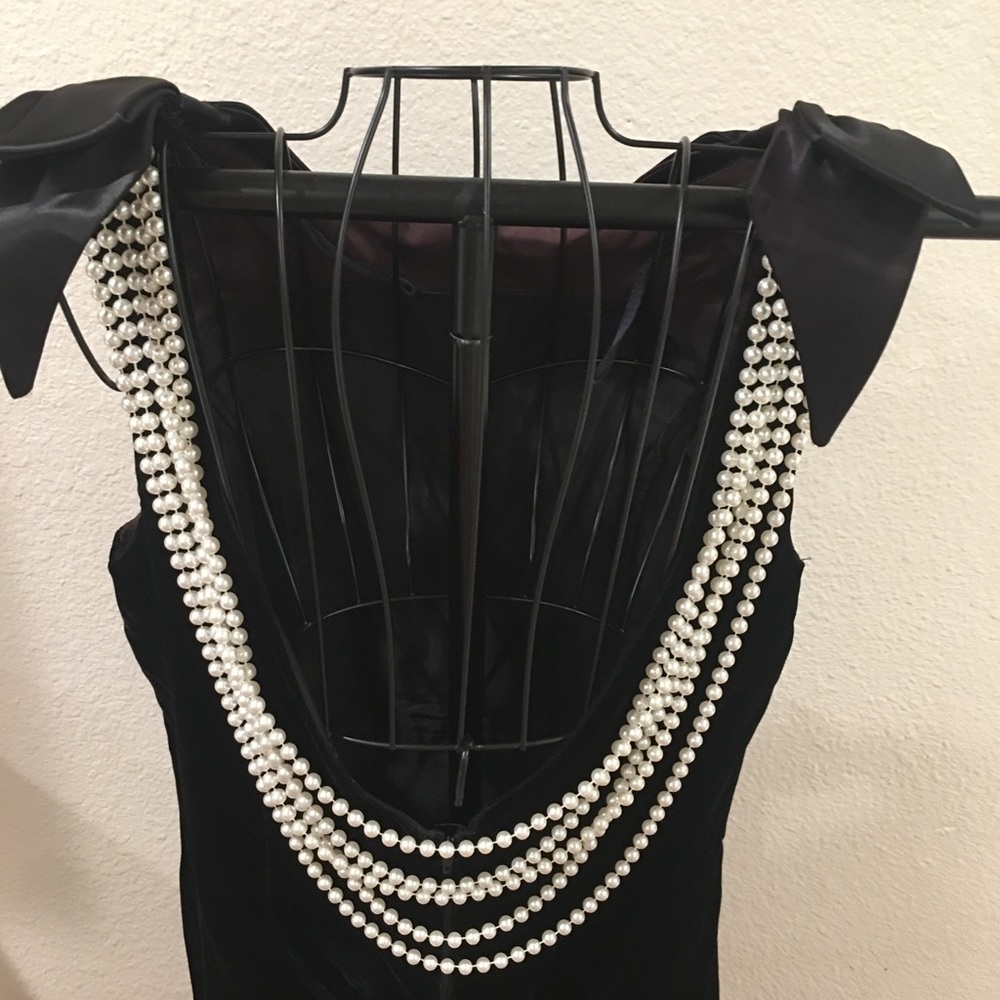 Dress - Picture 6 of 6